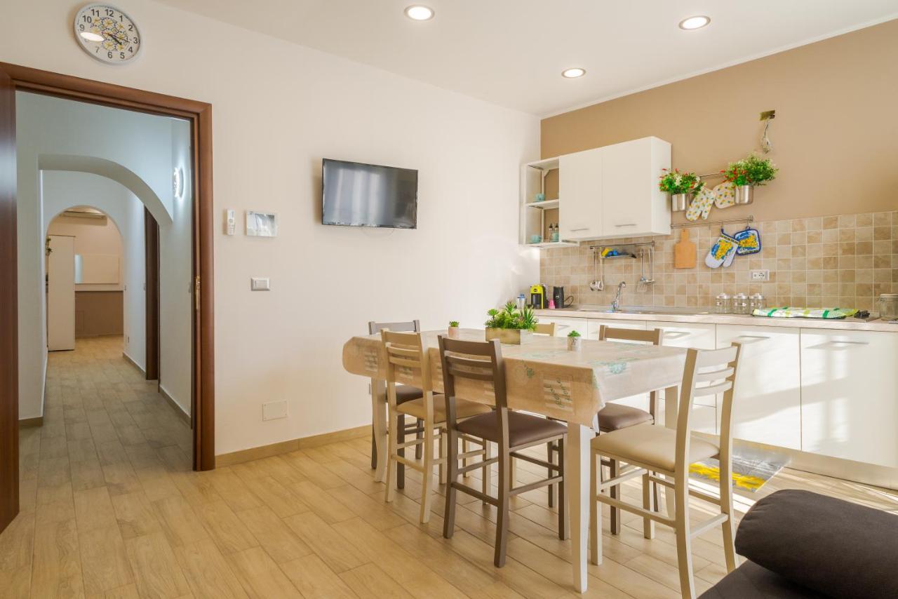 Apartment Barraco's House *